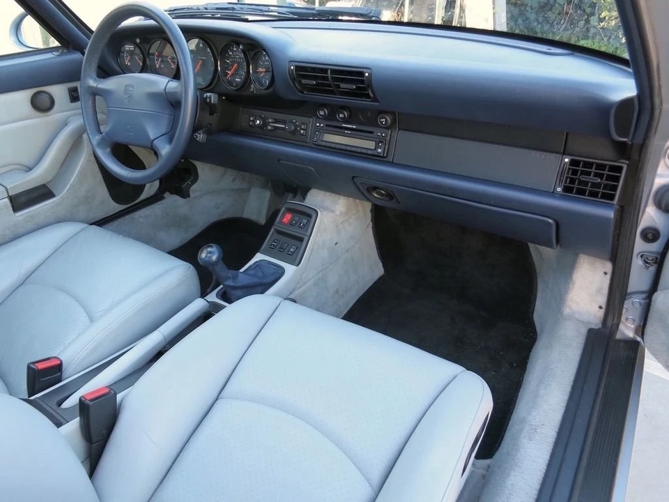1996 Porsche 993 Carrera - Image 16 of 31