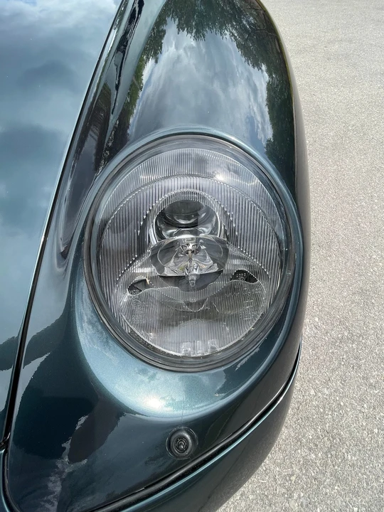 1996 Porsche 993 Carrera 4 - Image 12 of 22