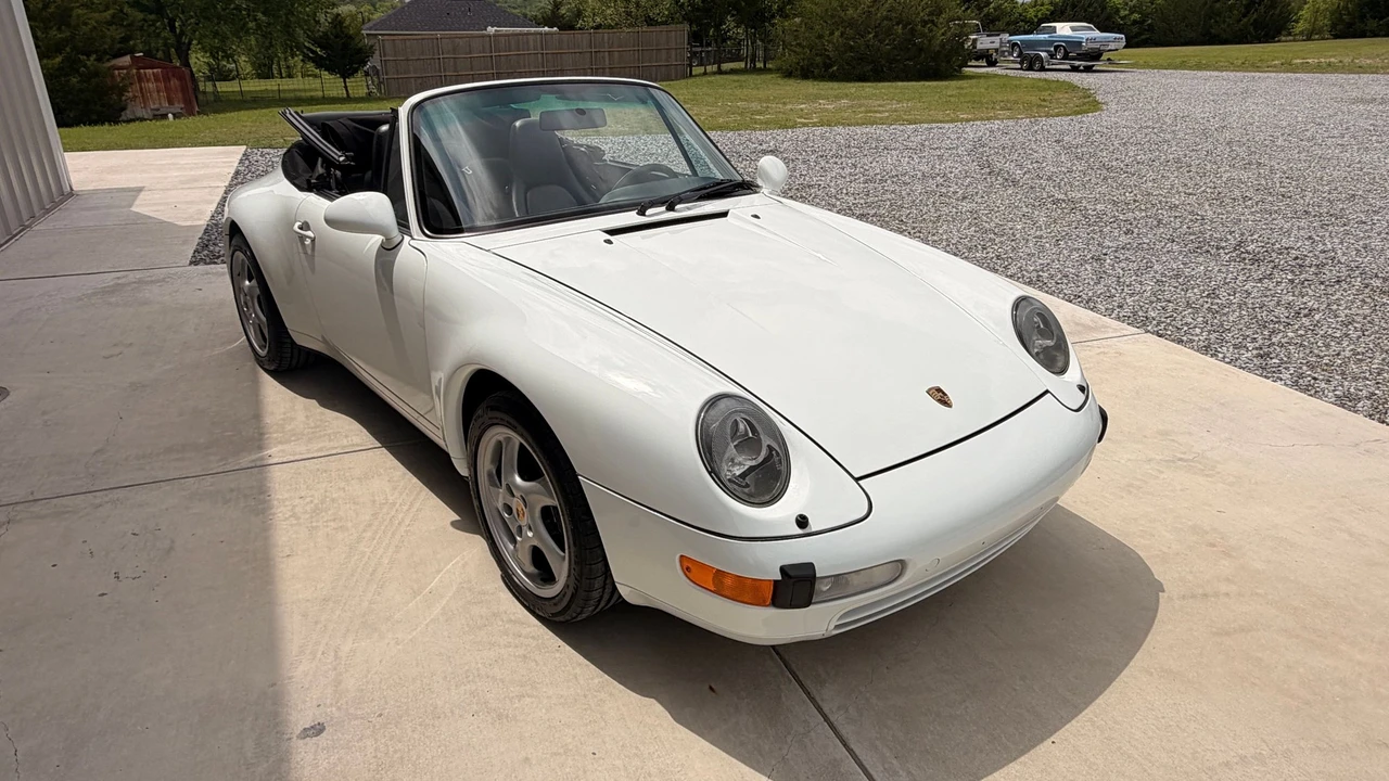 1996 Porsche 993 Carrera - Image 5 of 31
