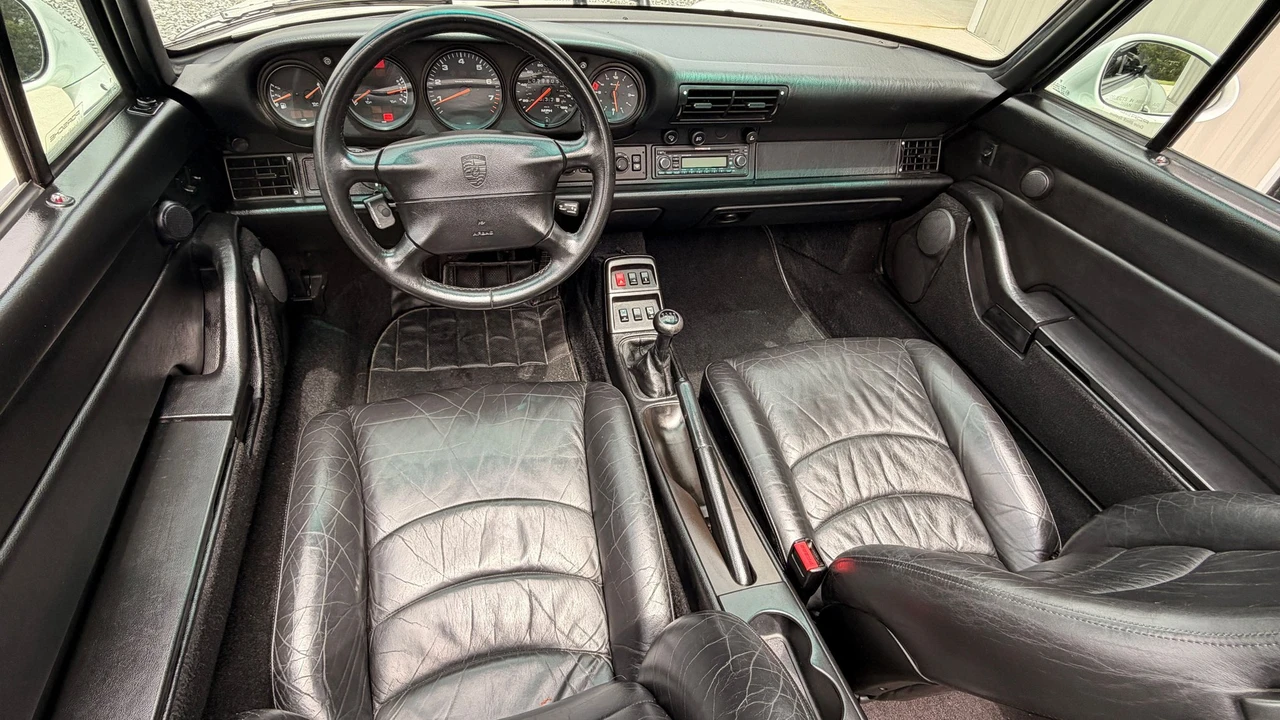 1996 Porsche 993 Carrera - Image 16 of 31