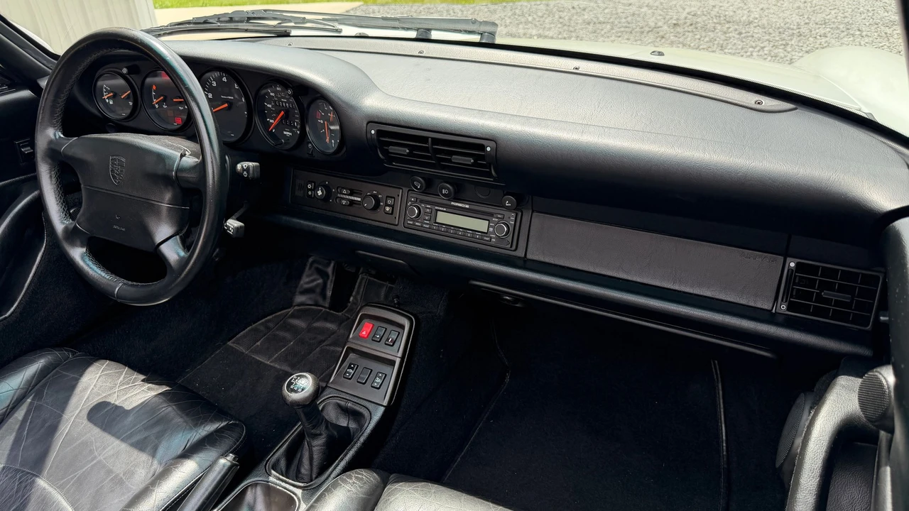 1996 Porsche 993 Carrera - Image 18 of 31