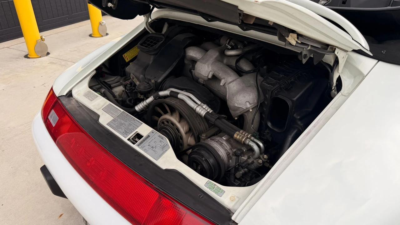 1996 Porsche 993 Carrera - Image 22 of 31