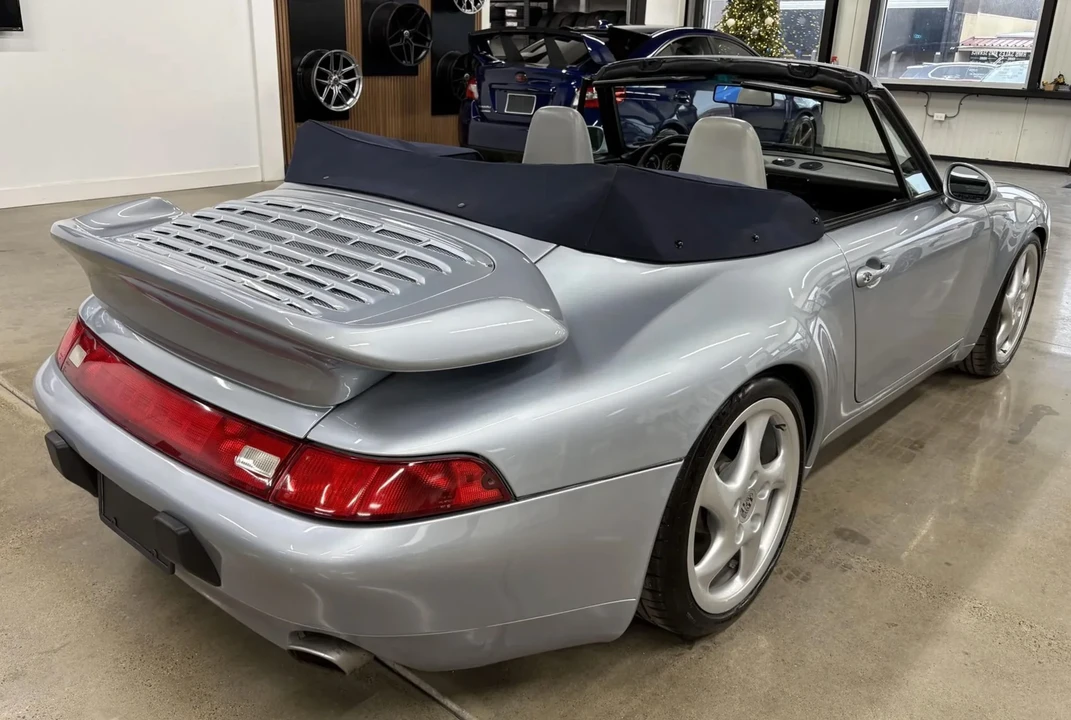 1996 Porsche 993 Carrera - Image 11 of 31
