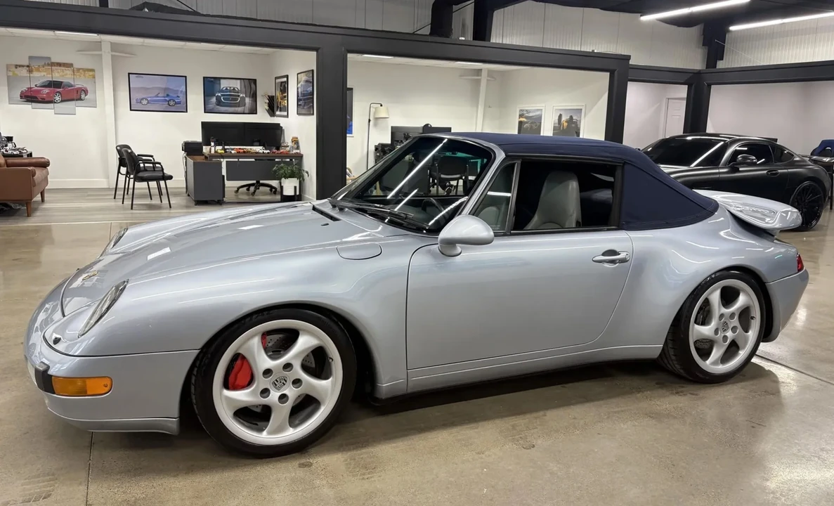 1996 Porsche 993 Carrera - Image 28 of 31