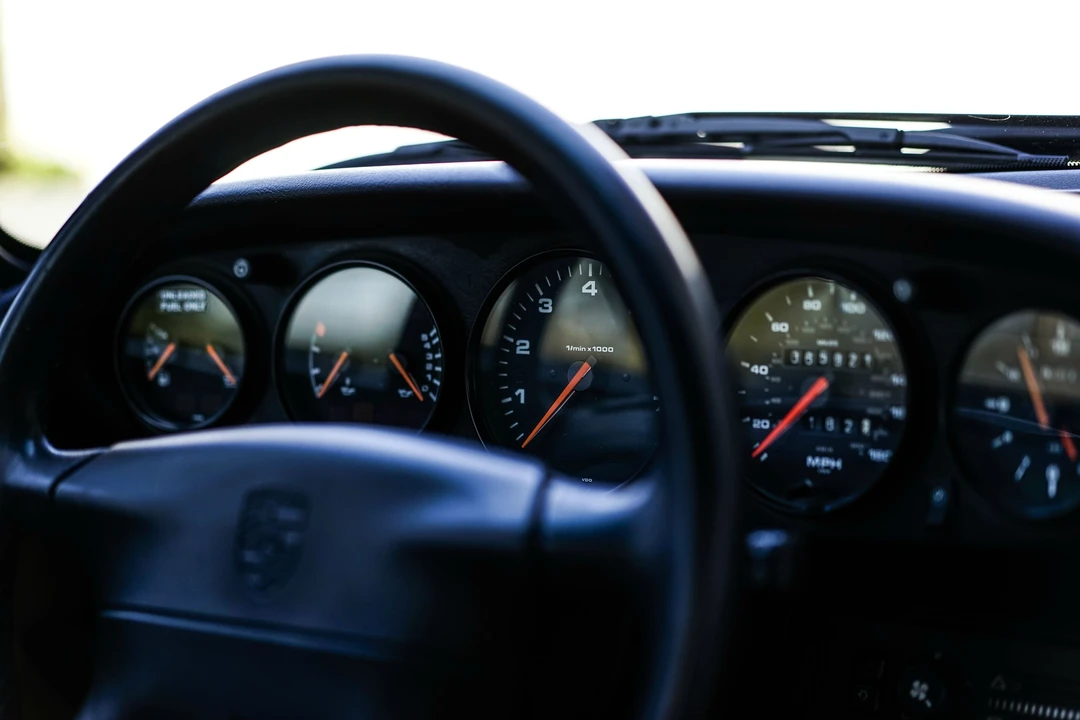 1996 Porsche 993 Carrera - Image 8 of 16