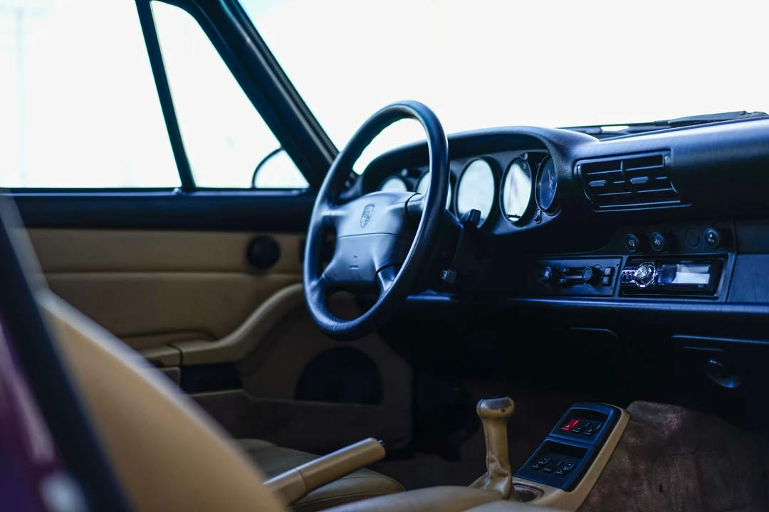 1996 Porsche 993 Carrera - Image 7 of 16