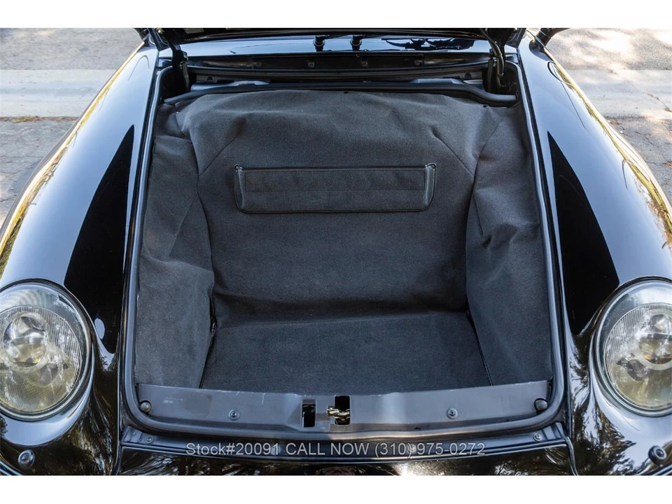 1996 Porsche 993 Carrera - Image 25 of 31