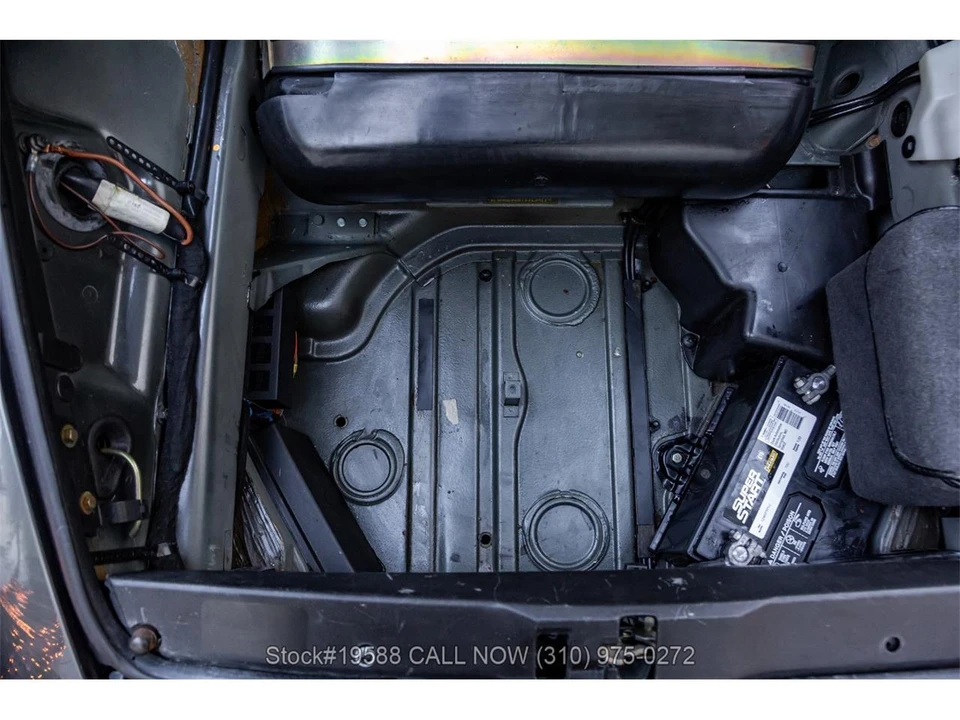 1996 Porsche 993 Carrera - Image 26 of 31
