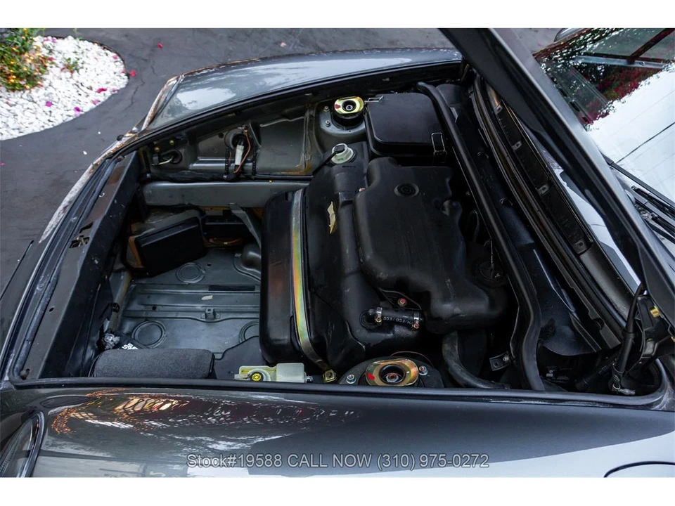1996 Porsche 993 Carrera - Image 27 of 31