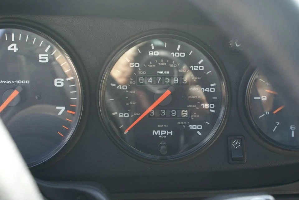 1996 Porsche 993 Carrera 4 - Image 17 of 19