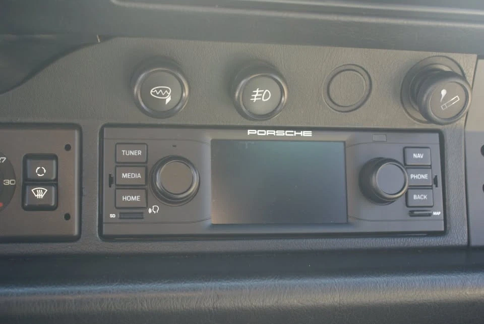 1996 Porsche 993 Carrera 4 - Image 18 of 19