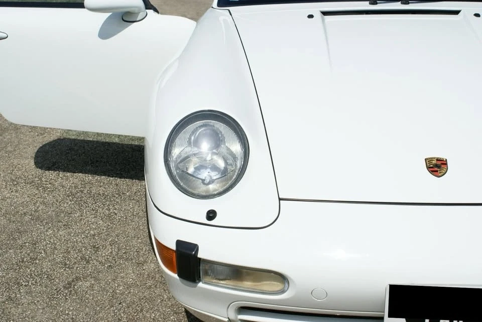 1996 Porsche 993 Carrera 4 - Image 11 of 19