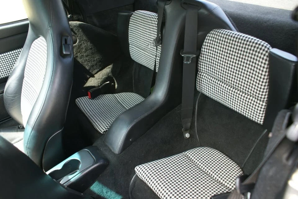 1996 Porsche 993 Carrera 4 - Image 15 of 19