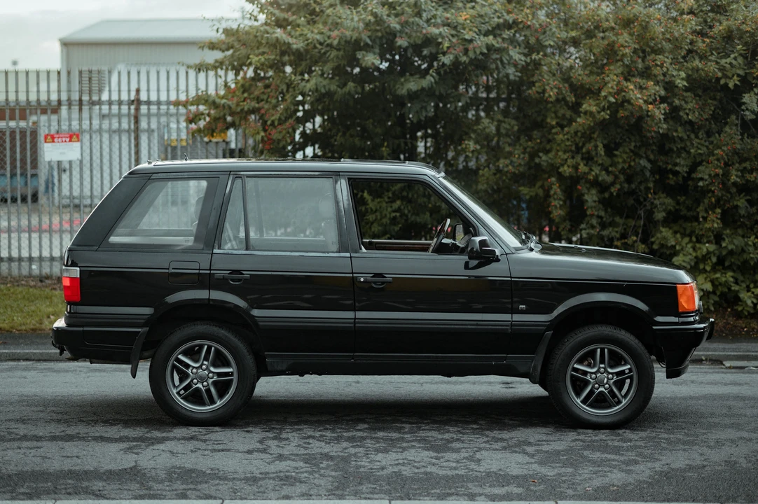 1996 Land Rover Range Rover P38A - Image 13 of 31
