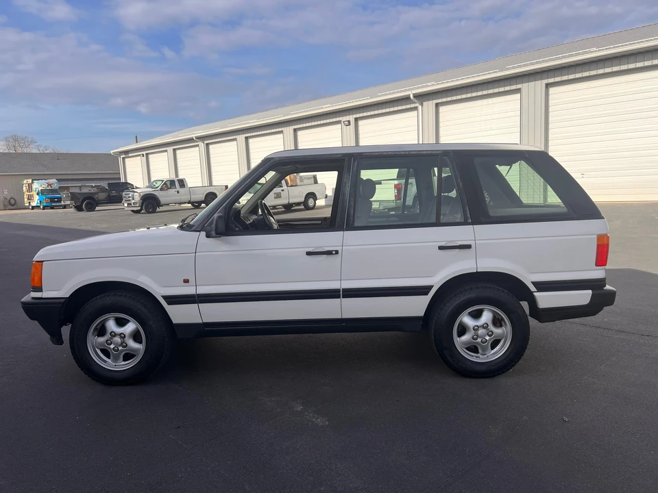 1996 Land Rover Range Rover P38A - Image 8 of 31