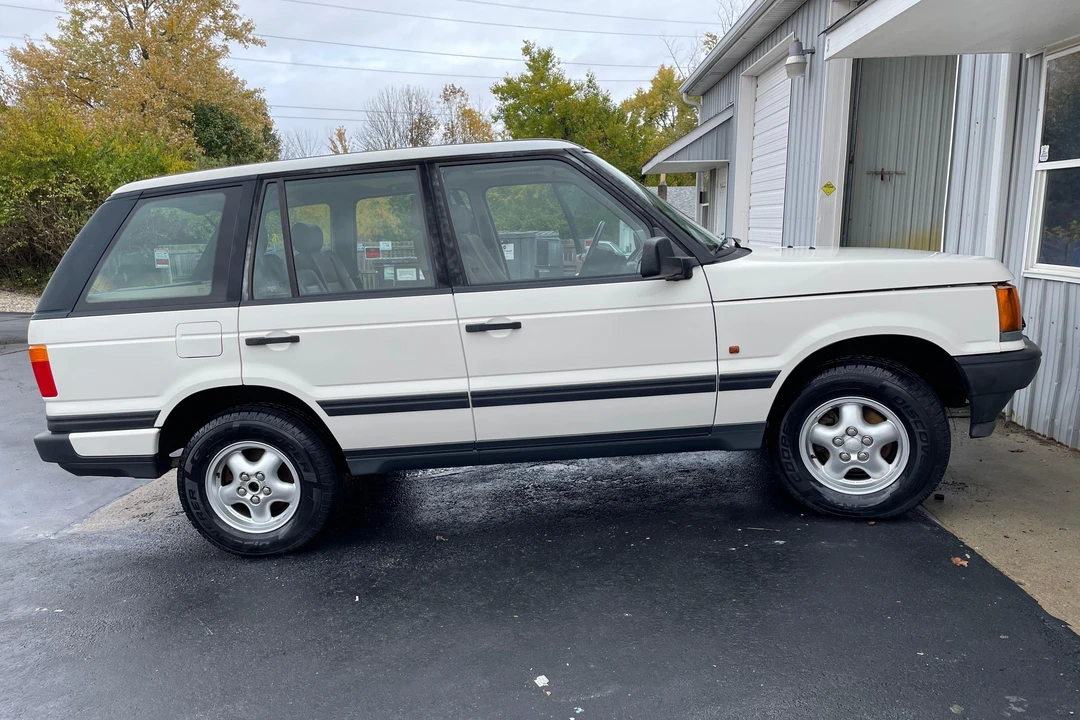 1996 Land Rover Range Rover P38A - Image 3 of 31