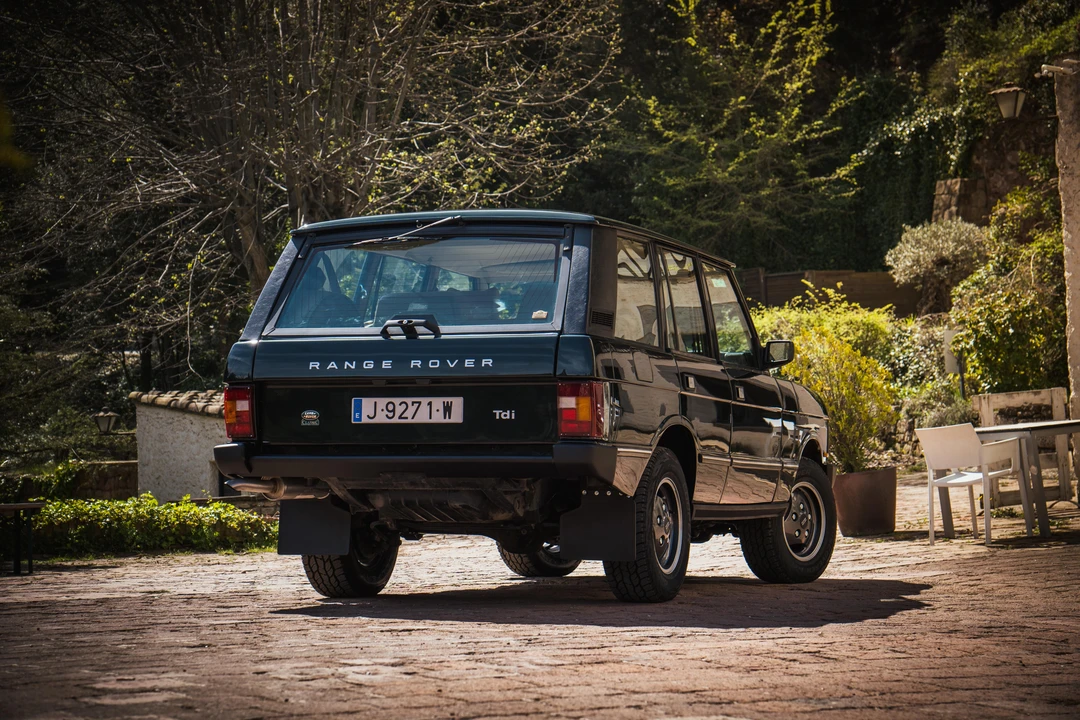 1996 Land Rover Range Rover Classic - Image 5 of 31