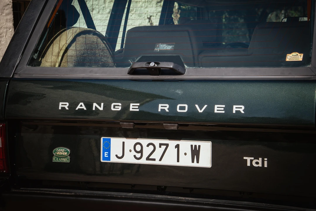 1996 Land Rover Range Rover Classic - Image 15 of 31