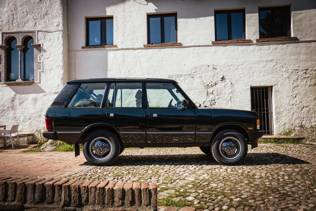 1996 Land Rover Range Rover Classic - Image 4 of 31