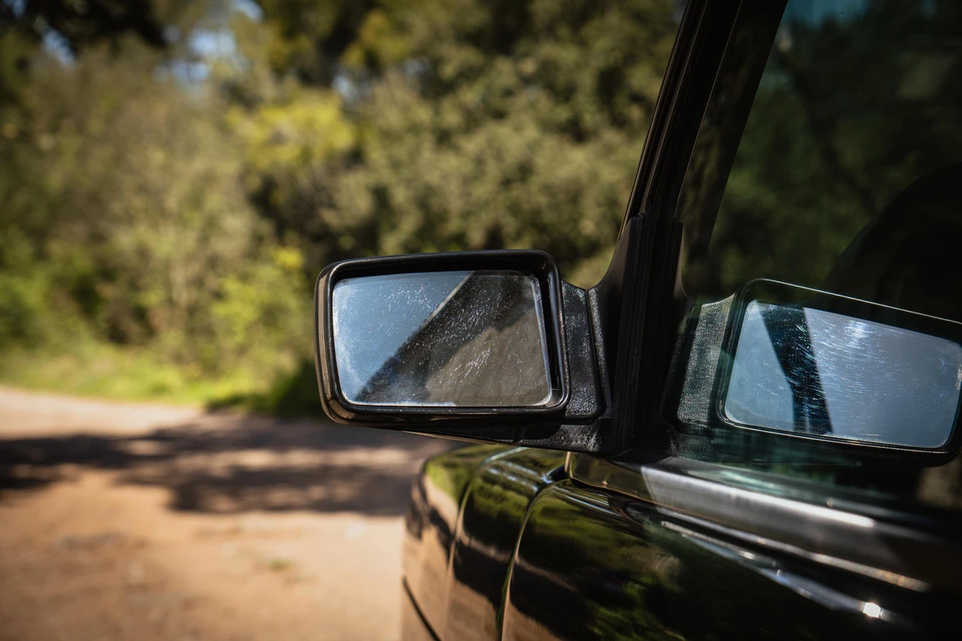 1996 Land Rover Range Rover Classic - Image 18 of 31