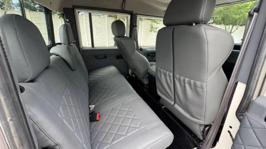 1996 Land Rover Defender 130 - Image 13 of 20