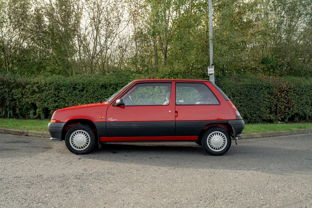 1996 Renault 5 - Image 8 of 31
