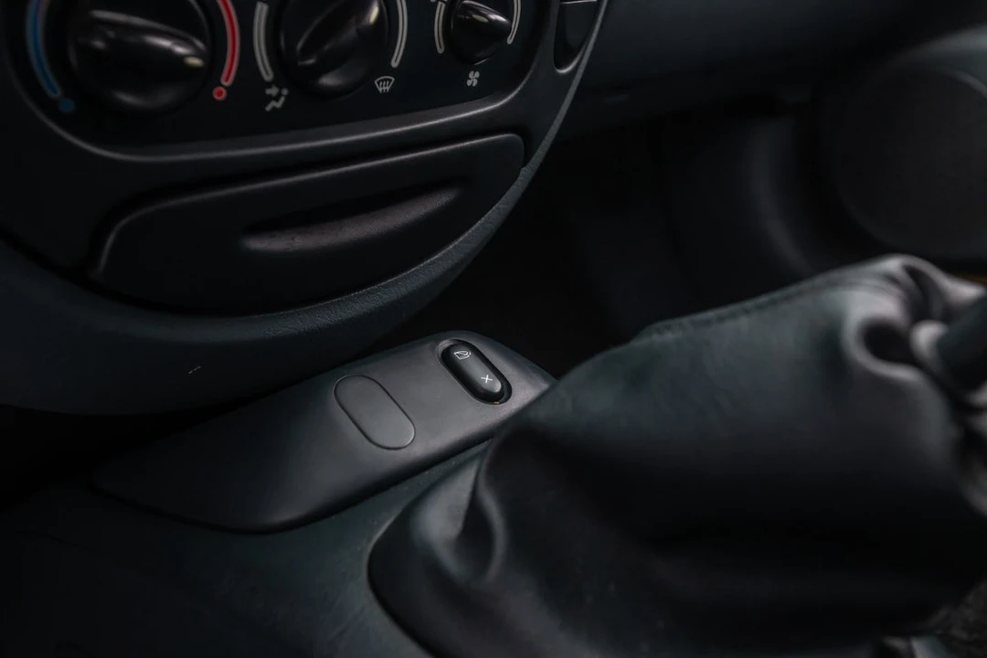 1996 Renault Megane 1st Gen - Image 30 of 30