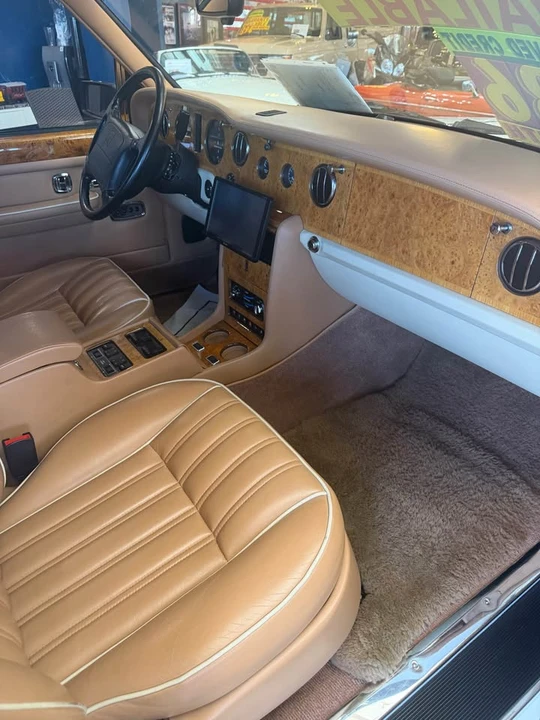 1996 Rolls-Royce Silver Spur & Spirit - Image 4 of 7