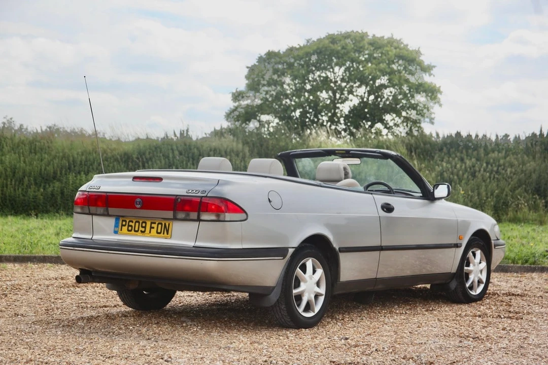 1996 Saab 900 2nd Gen - Image 16 of 30