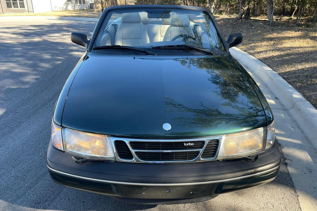 1996 Saab 900 2nd Gen - Image 2 of 14