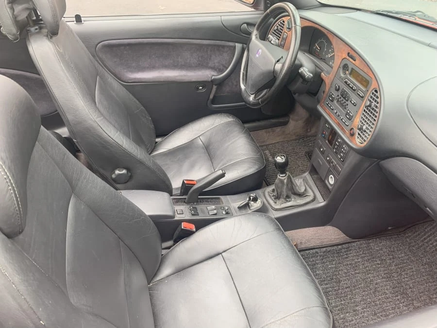 1996 Saab 900 2nd Gen - Image 9 of 15