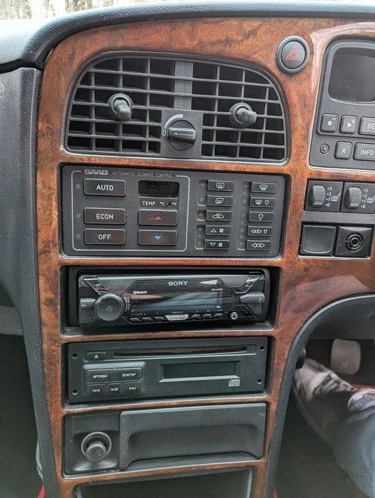 1996 Saab 9000 - Image 22 of 30
