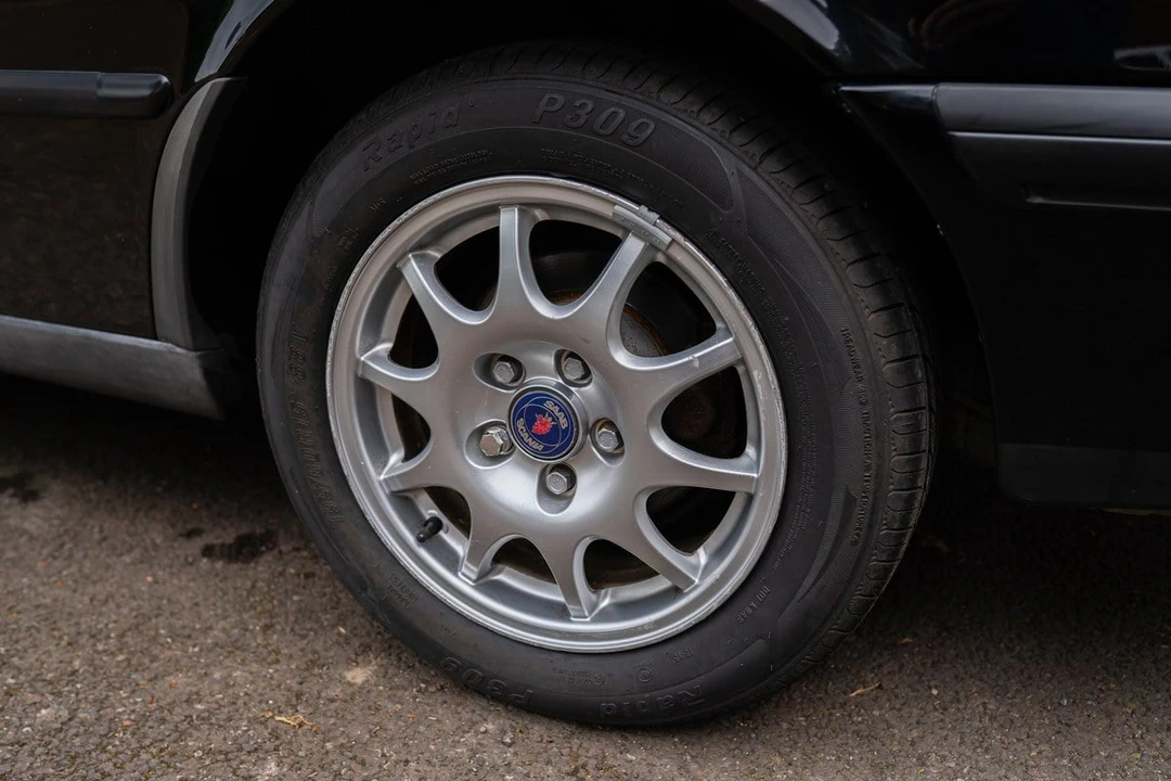 1996 Saab 900 2nd Gen - Image 22 of 30
