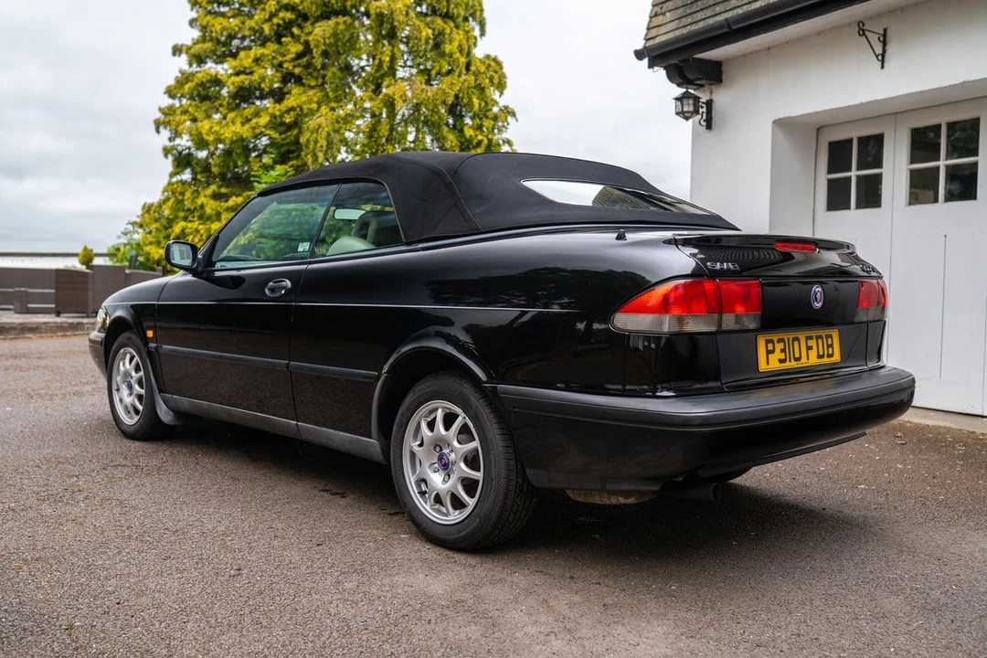 1996 Saab 900 2nd Gen - Image 12 of 30