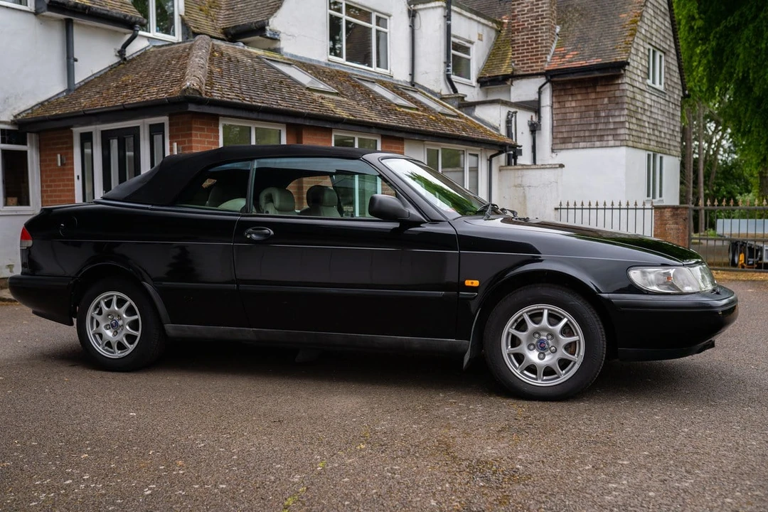 1996 Saab 900 2nd Gen - Image 18 of 30
