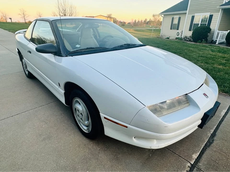 1996 Saturn - Image 4 of 6