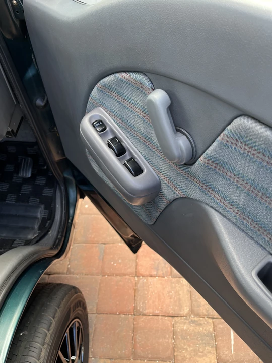1996 Subaru Sambar 5th Gen - Image 19 of 31