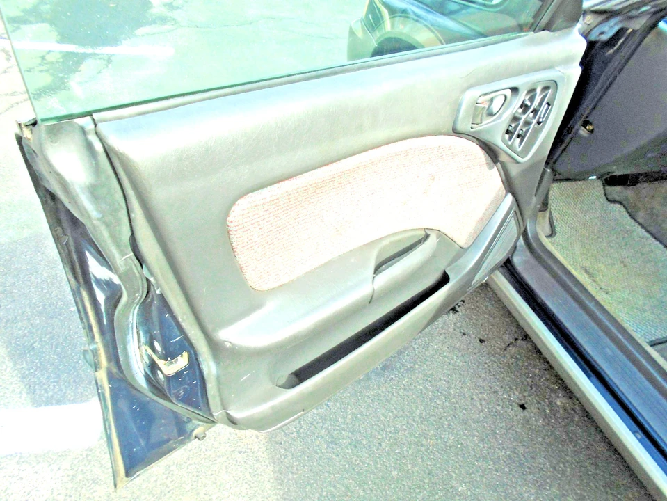 1996 Subaru Outback 1st Gen - Image 14 of 21