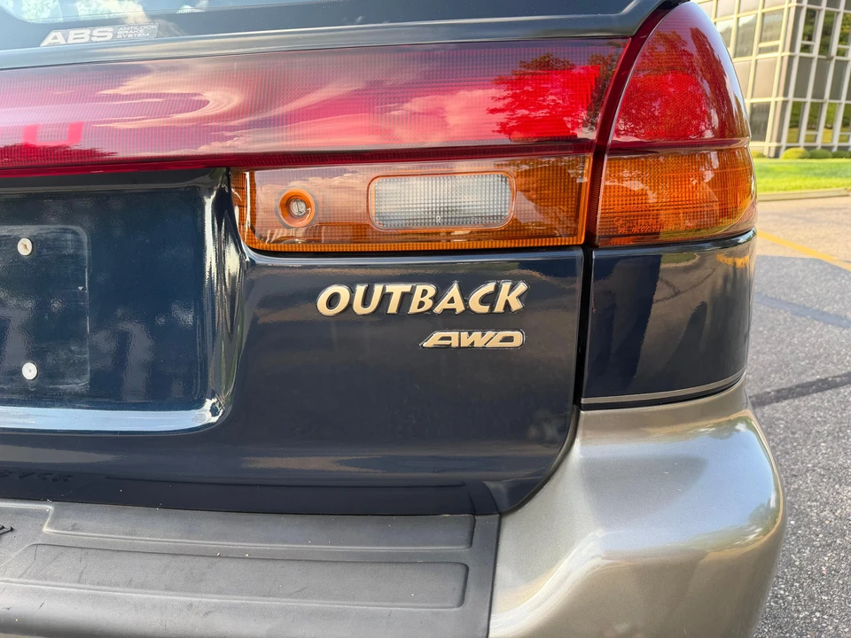 1996 Subaru Legacy 2nd Gen - Image 14 of 31