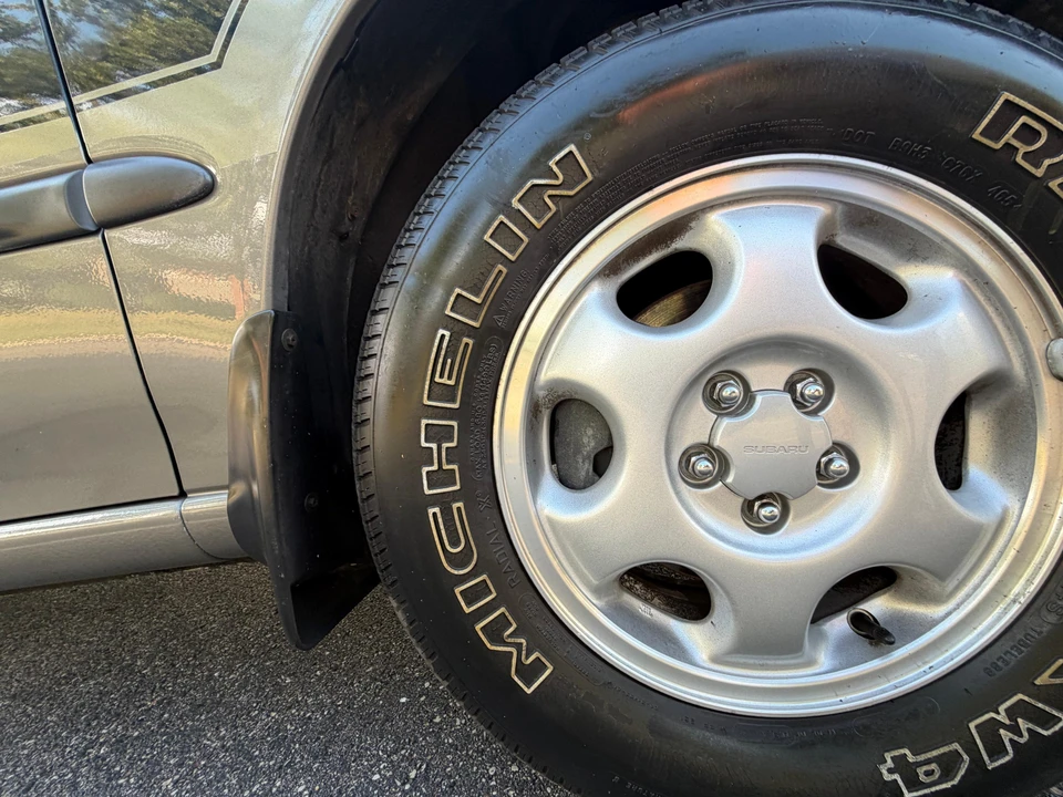 1996 Subaru Legacy 2nd Gen - Image 25 of 31