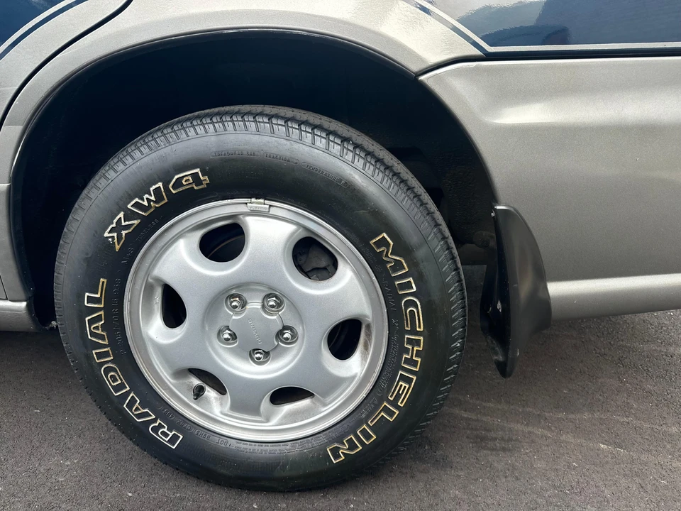 1996 Subaru Legacy 2nd Gen - Image 22 of 31