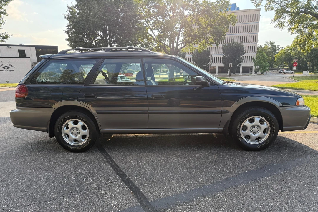 1996 Subaru Legacy 2nd Gen - Image 3 of 31