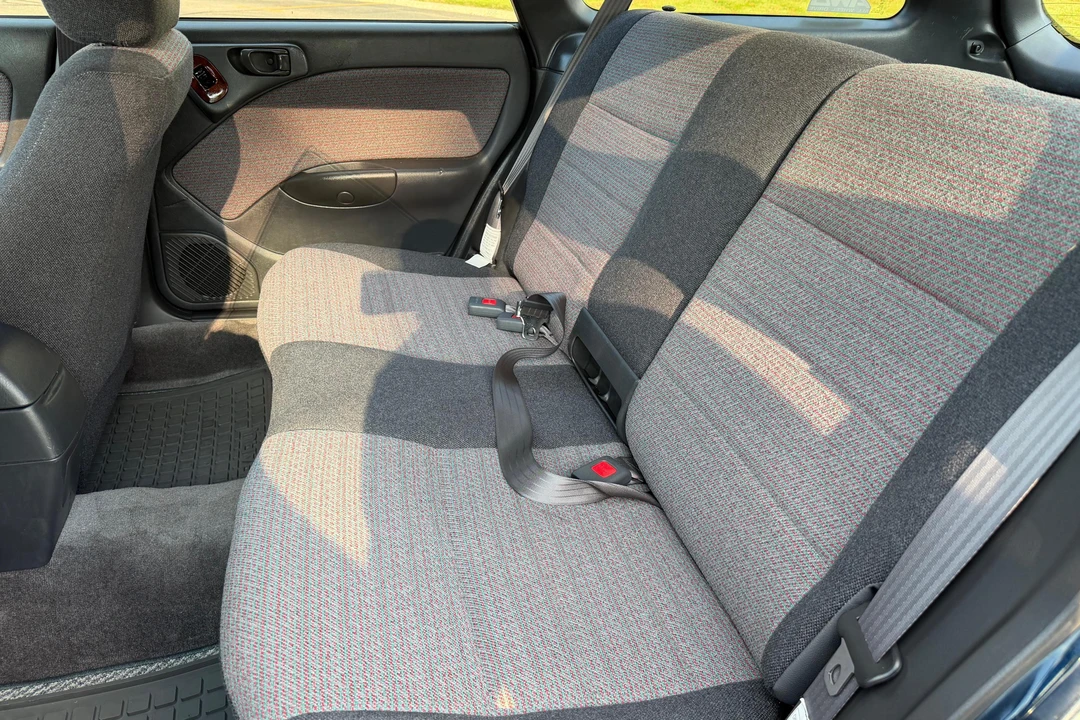 1996 Subaru Legacy 2nd Gen - Image 30 of 31