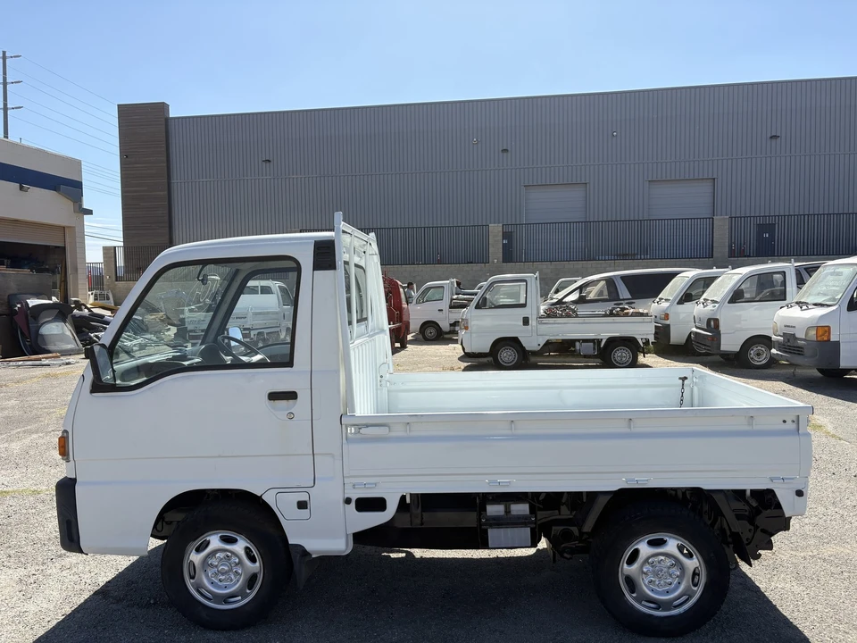 1996 Subaru Sambar 5th Gen - Image 4 of 31