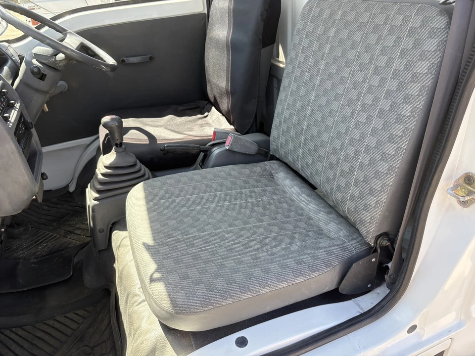 1996 Subaru Sambar 5th Gen - Image 23 of 31