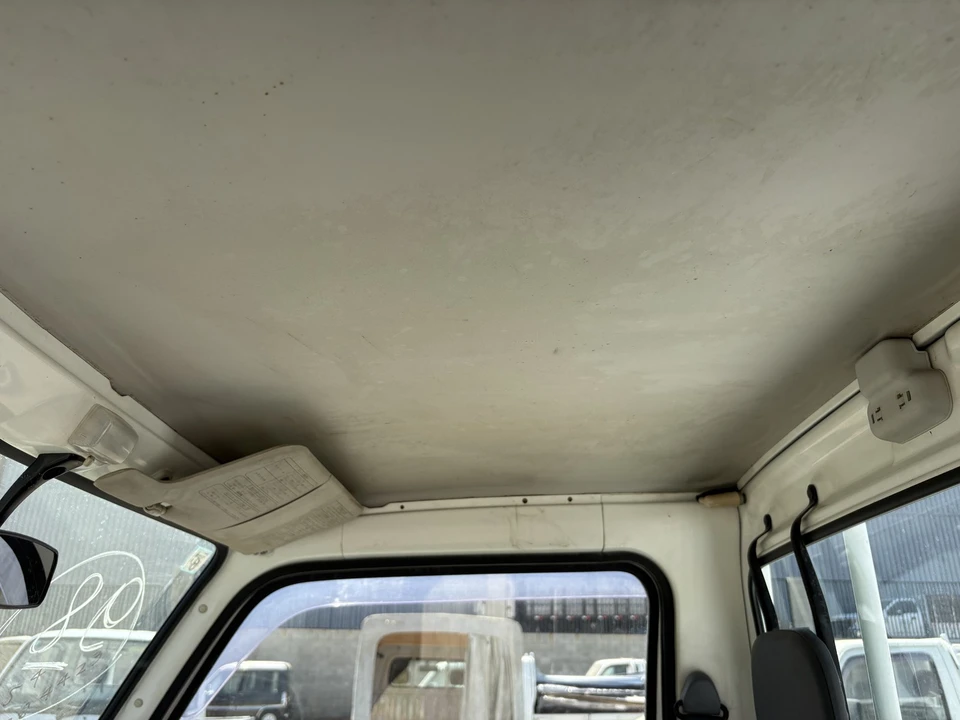 1996 Subaru Sambar 5th Gen - Image 24 of 31