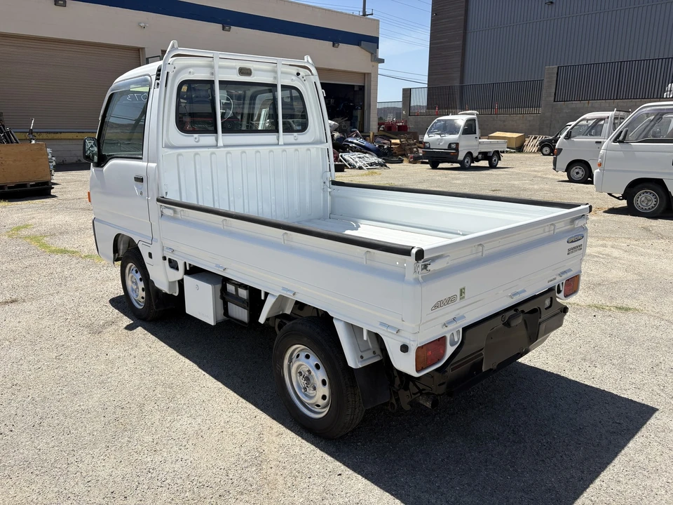 1996 Subaru Sambar 5th Gen - Image 5 of 31