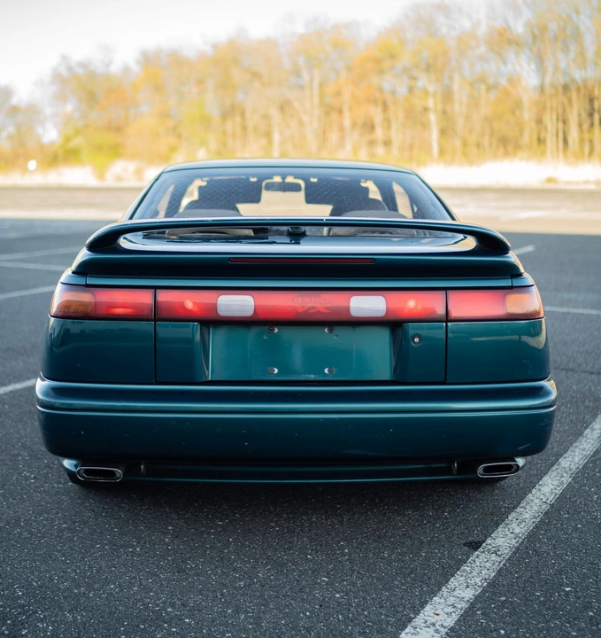 1996 Subaru SVX - Image 28 of 31