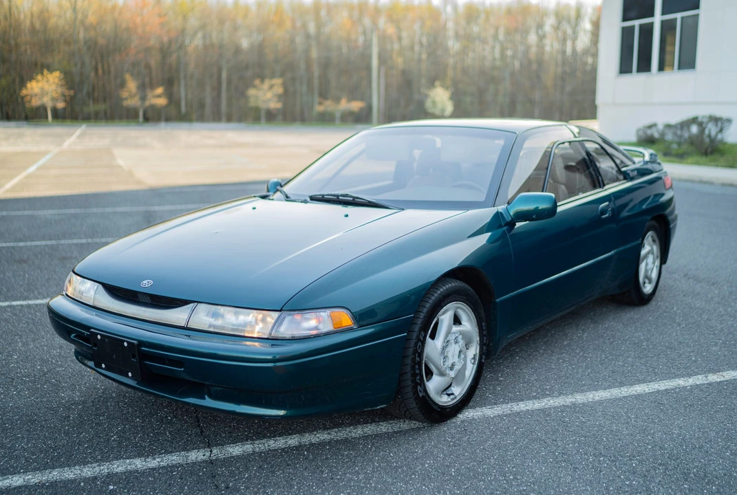 1996 Subaru SVX - Image 7 of 31