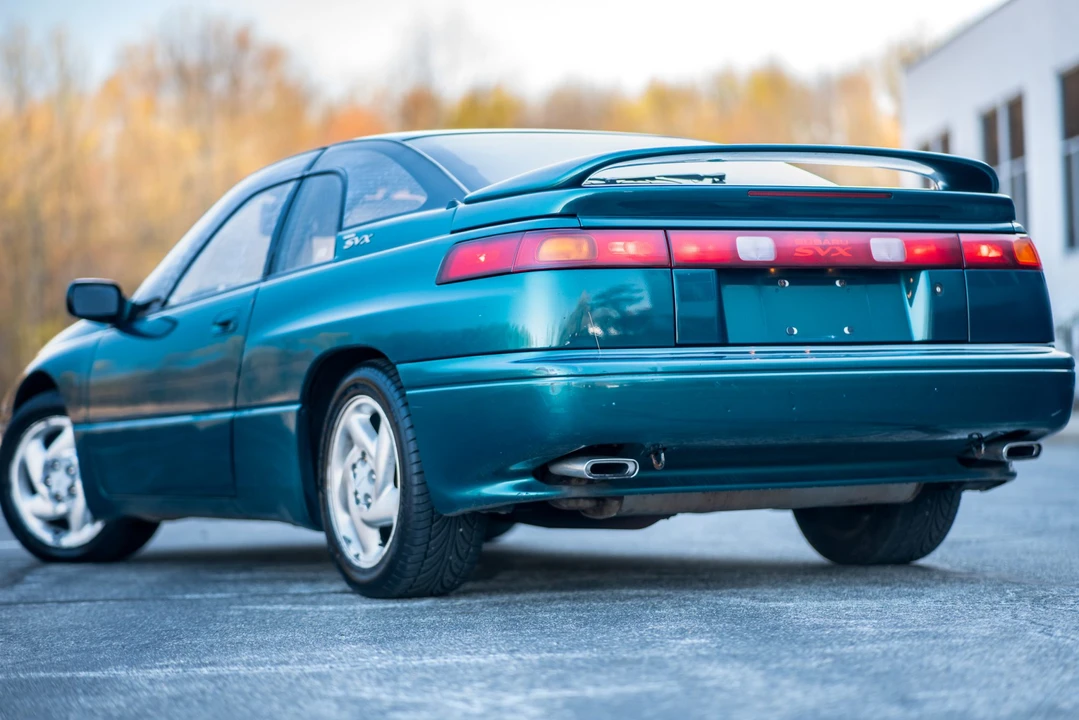 1996 Subaru SVX - Image 26 of 31